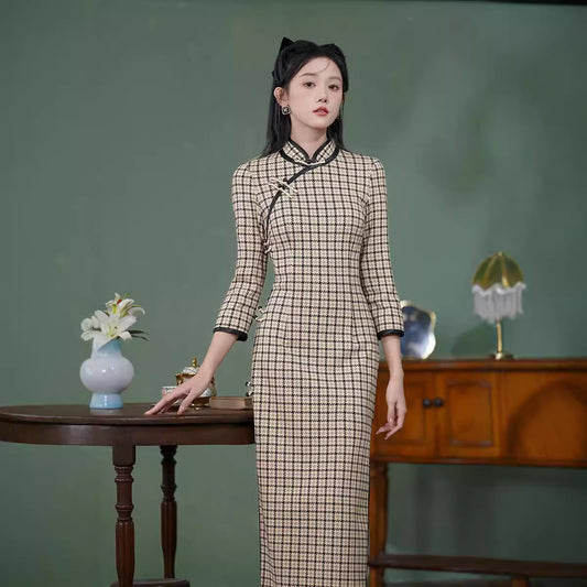 Cheongsam New Rabbit Woolen Improved Plaid Retro Cheongsam